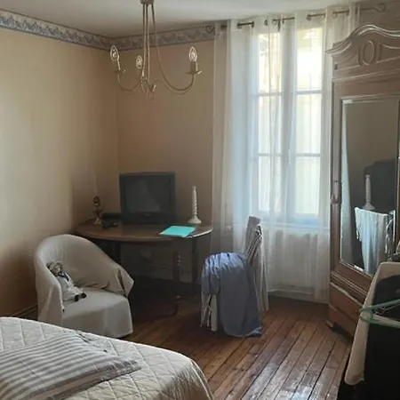 Alojamento de Acomodação e Pequeno-almoço 24 Le Mans