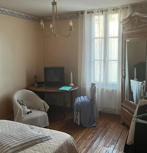 Alojamento de Acomodação e Pequeno-almoço 24 Le Mans